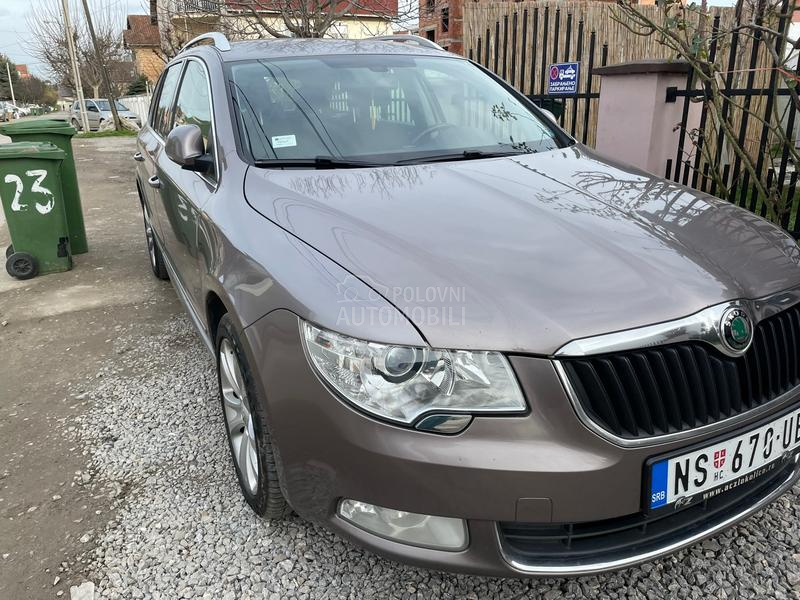 Škoda Superb 