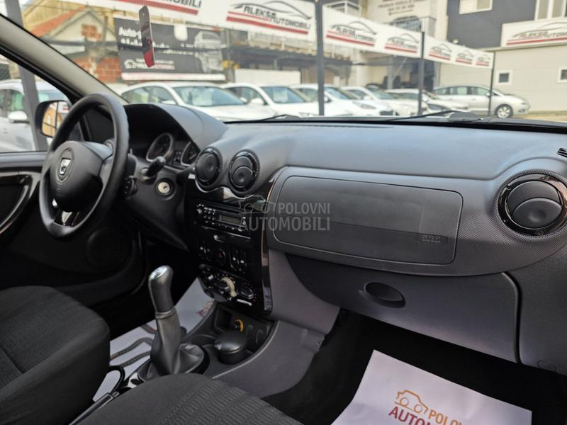 Dacia Duster 1.6 LAUREATE