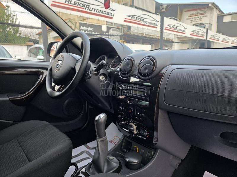 Dacia Duster 1.6 LAUREATE
