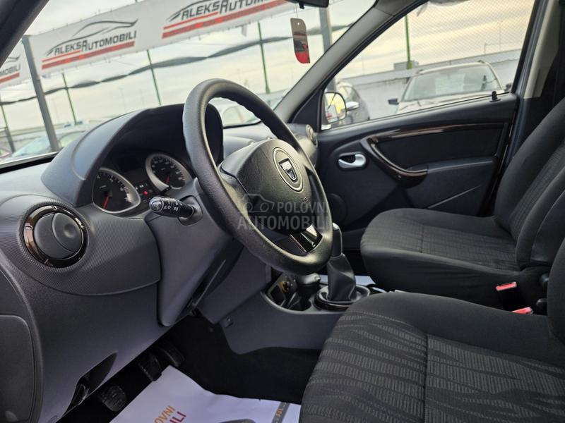 Dacia Duster 1.6 LAUREATE