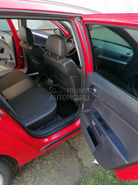 Opel Astra H 