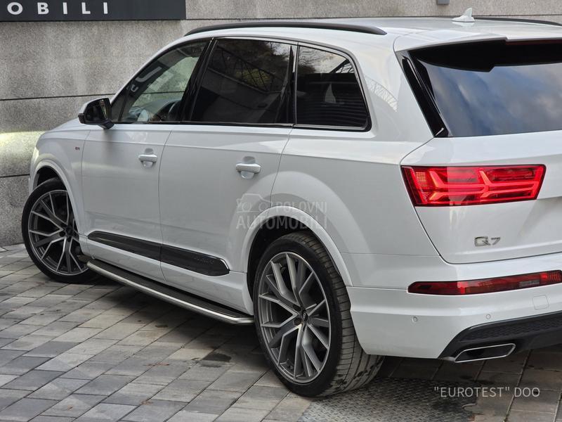 Audi Q7 50 TDI/S-line