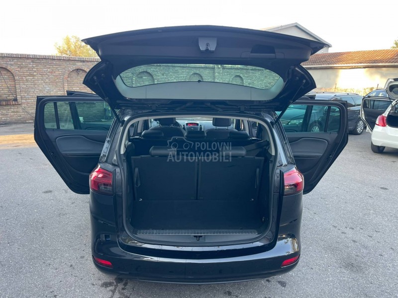 Opel Zafira C O S M O 7 Sed