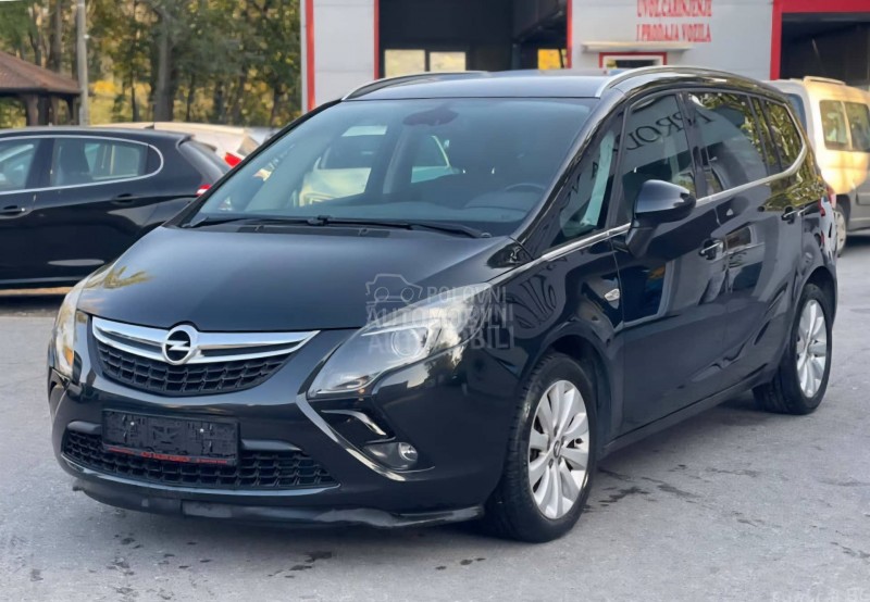Opel Zafira C O S M O 7 Sed