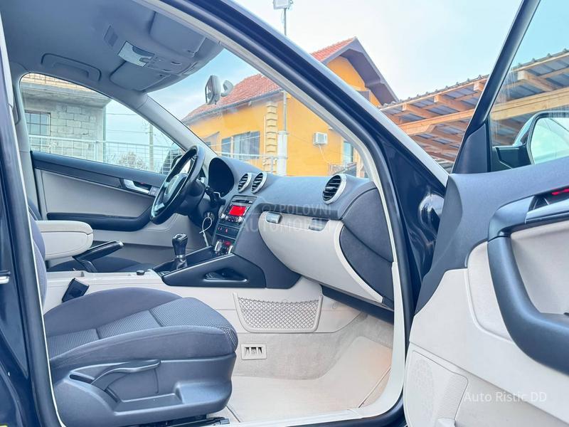 Audi A3 SPORTBACK  T O P