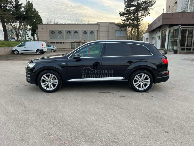Audi Q7 S Line