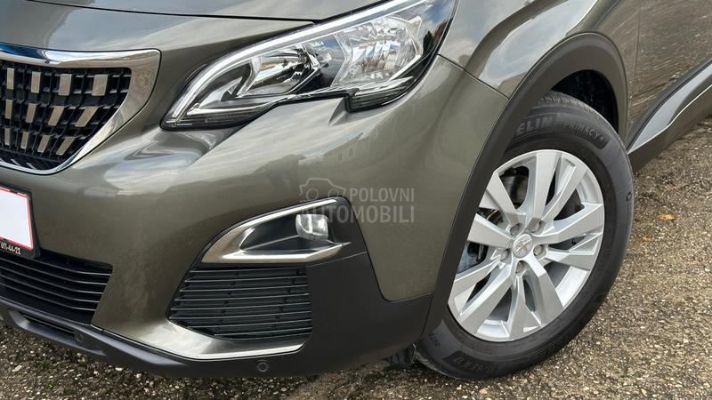 Peugeot 3008 HDi PREMIUM