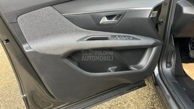 Peugeot 3008 HDi PREMIUM