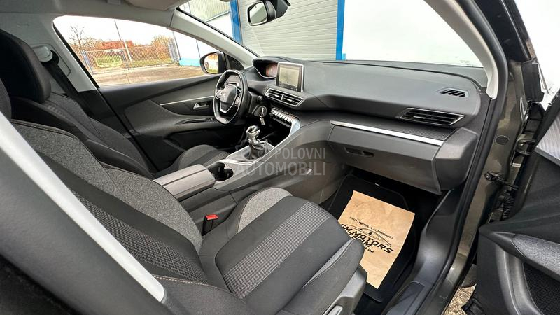 Peugeot 3008 HDi PREMIUM