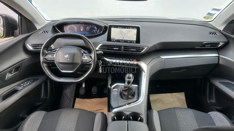 Peugeot 3008 HDi PREMIUM