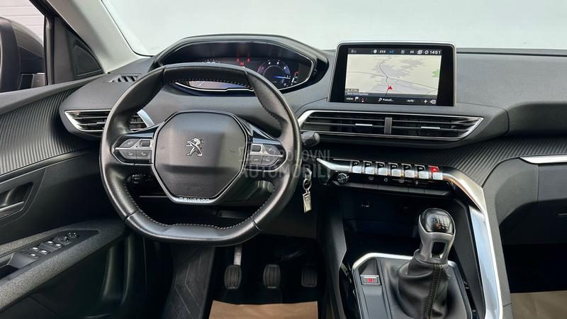 Peugeot 3008 HDi PREMIUM