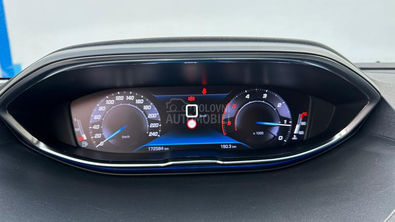 Peugeot 3008 HDi PREMIUM