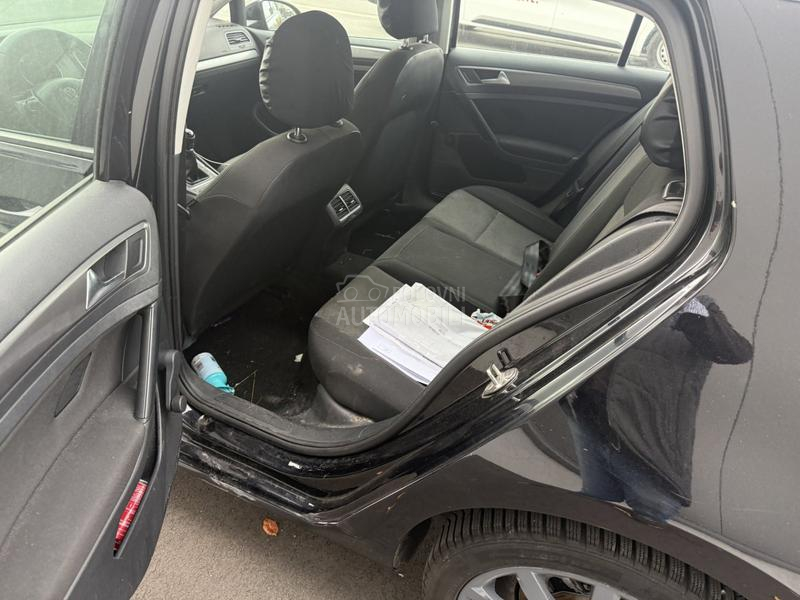 Volkswagen Golf 7 1.2 tsi trendline
