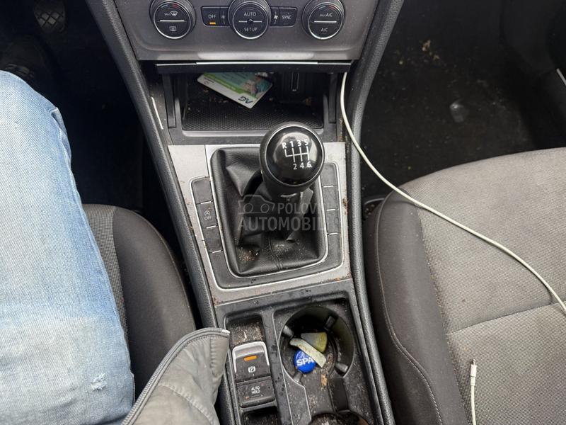 Volkswagen Golf 7 1.2 tsi trendline