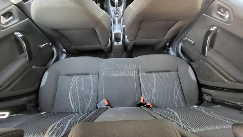 Peugeot 208 1.6 e hdi