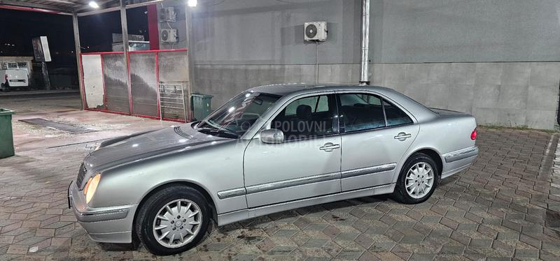 Mercedes Benz E 270 CDI