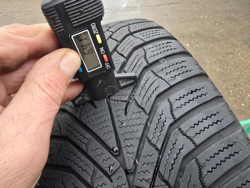 Kumho 215/60 R16 Zimska