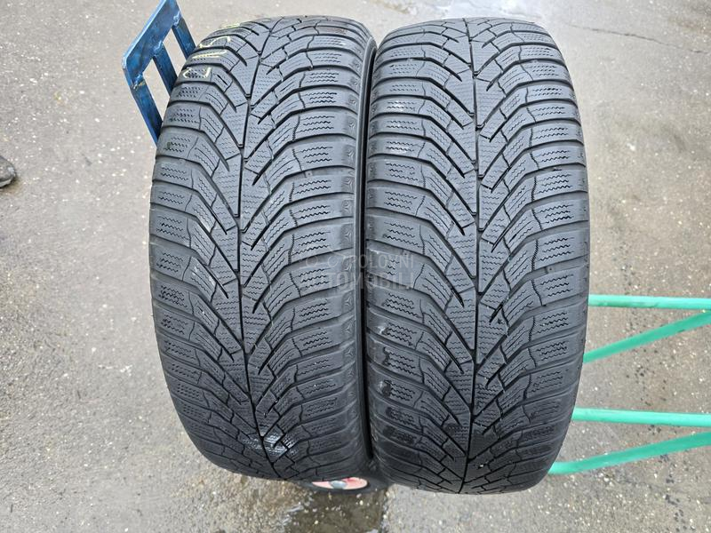 Kumho 215/60 R16 Zimska