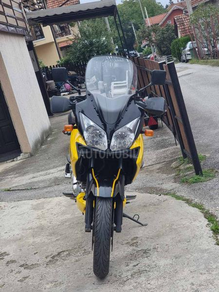 Suzuki Vstrom dl1000