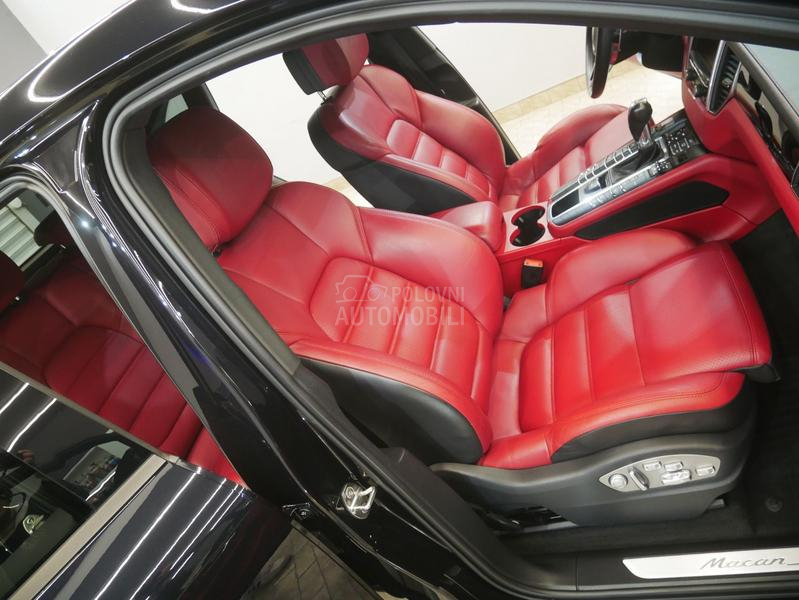 Porsche Macan S