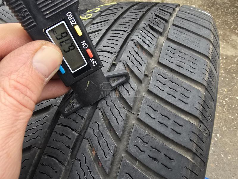 Continental 215/65 R17 Zimska