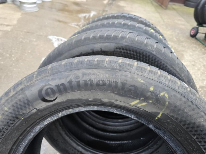 Continental 215/65 R17 Zimska