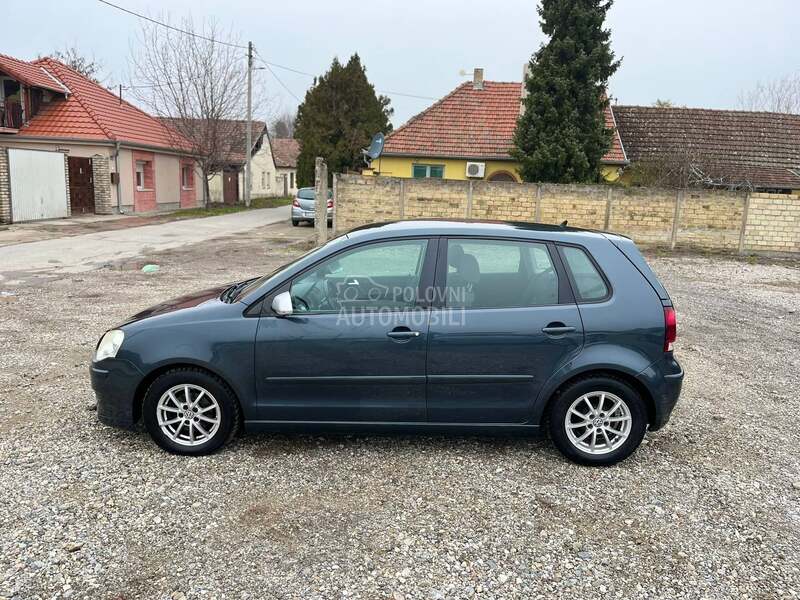Volkswagen Polo SPORT   BLU MOTION