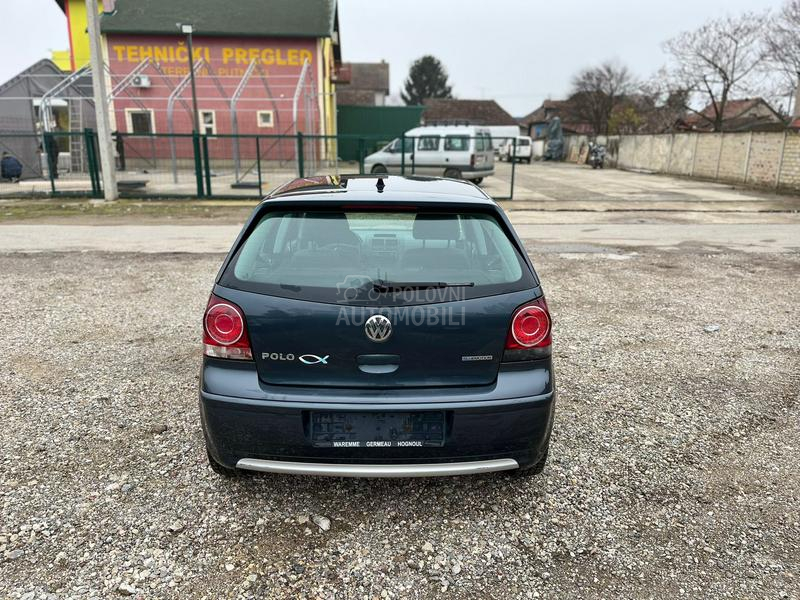 Volkswagen Polo SPORT   BLU MOTION