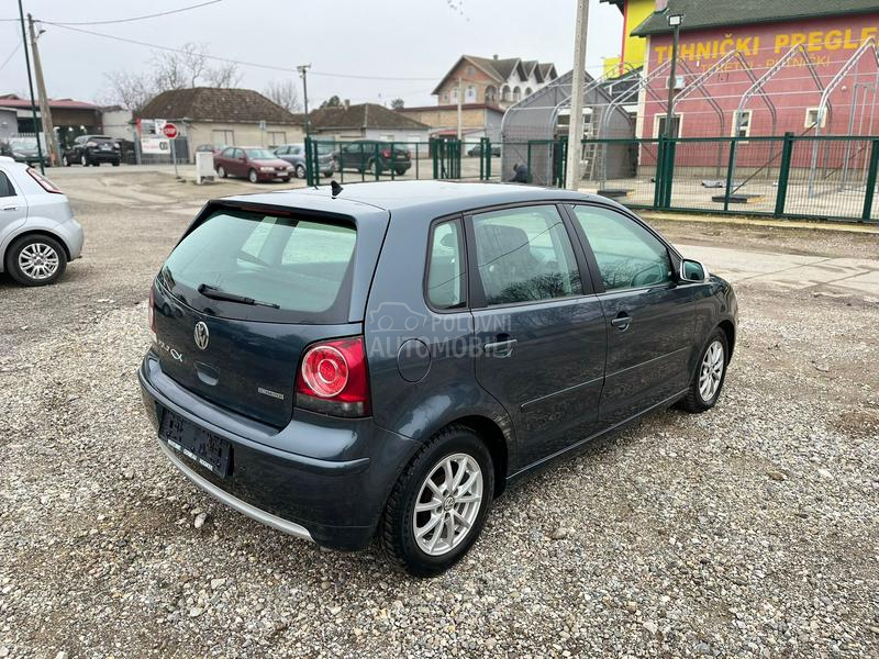 Volkswagen Polo SPORT   BLU MOTION