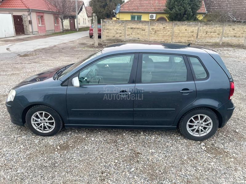 Volkswagen Polo SPORT   BLU MOTION