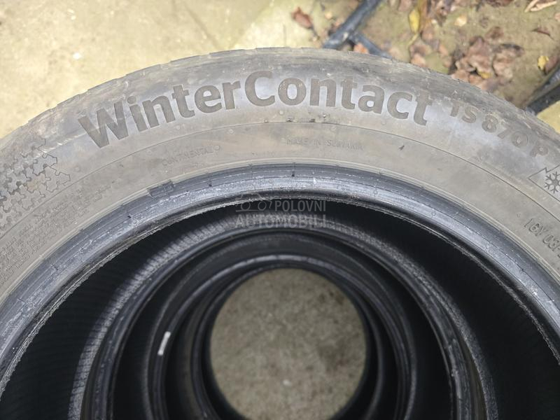 Continental 235/55 R17 Zimska