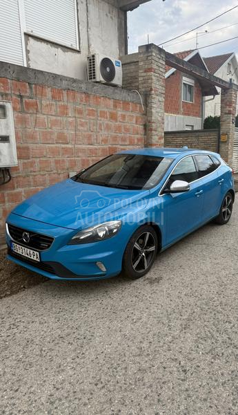 Volvo V40 R-design