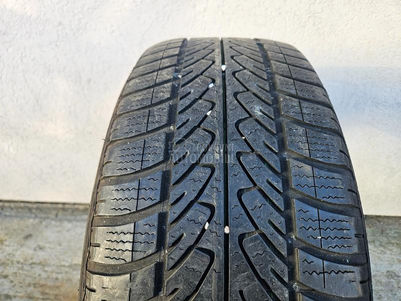 Goodyear 215/60 R16 Zimska