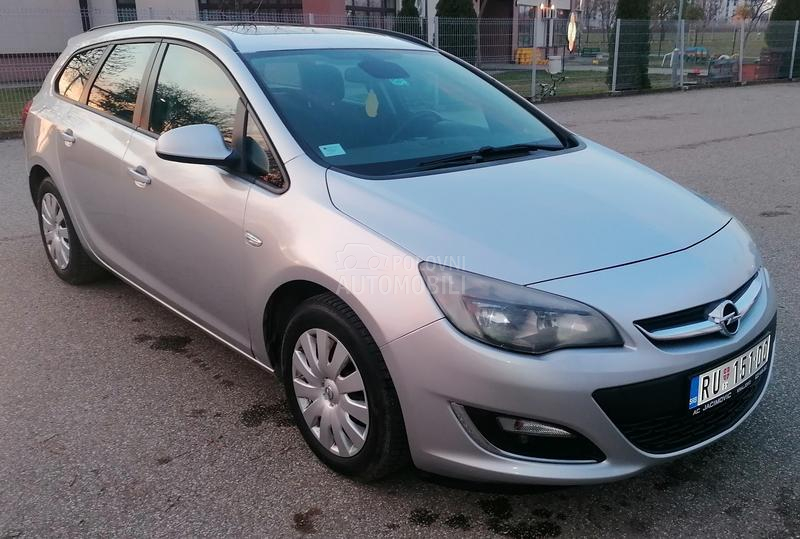 Opel Astra J Navgacija/siber