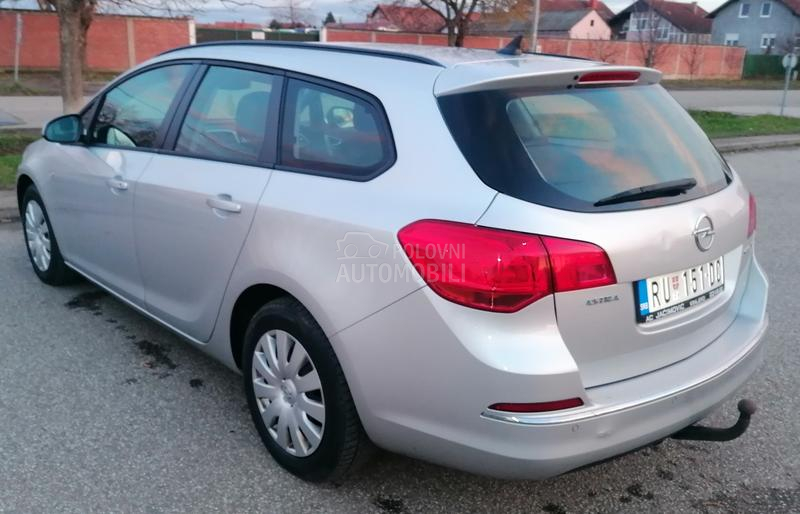 Opel Astra J Navgacija/siber