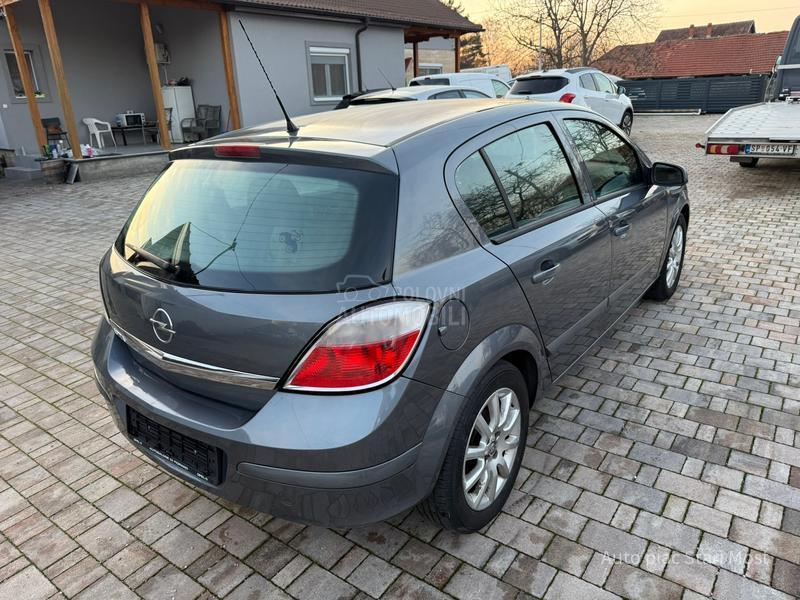 Opel Astra H 1,4