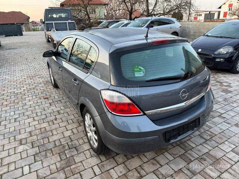 Opel Astra H 1,4