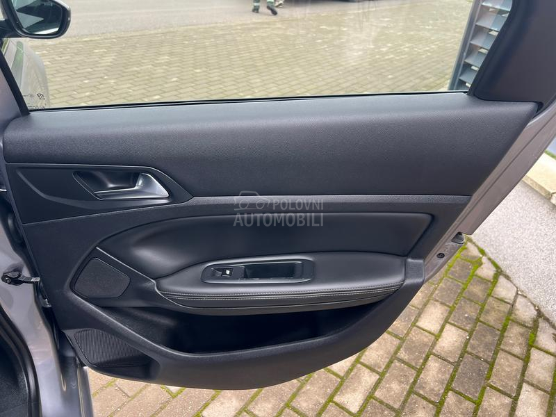 Peugeot 308 AUT OM/F U LL/