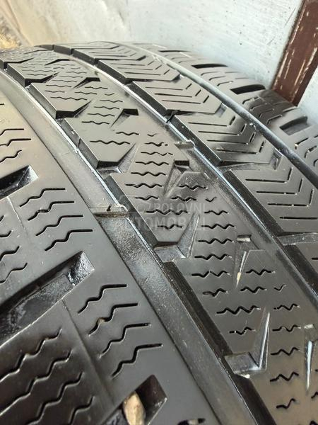 Vredestein 215/45 R17 Sve sezone