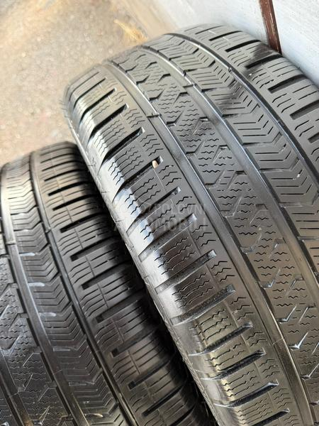 Vredestein 215/45 R17 Sve sezone