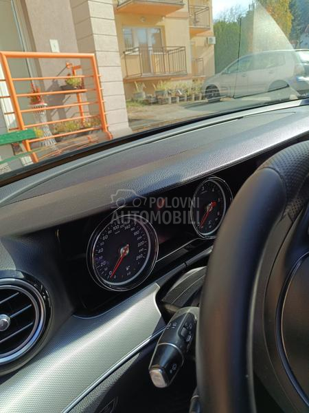 Mercedes Benz E 220 w213