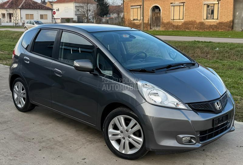 Honda Jazz 1.4i resty,Pano,CH