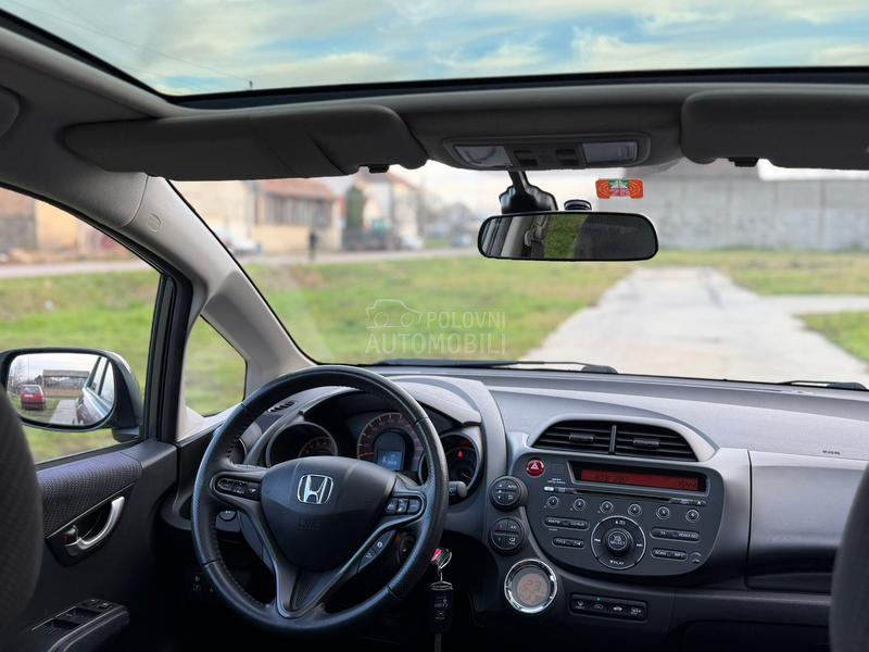 Honda Jazz 1.4i resty,Pano,CH
