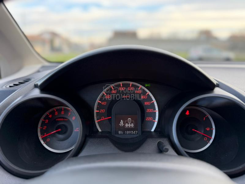 Honda Jazz 1.4i resty,Pano,CH