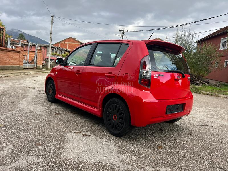 Daihatsu Sirion iz CH