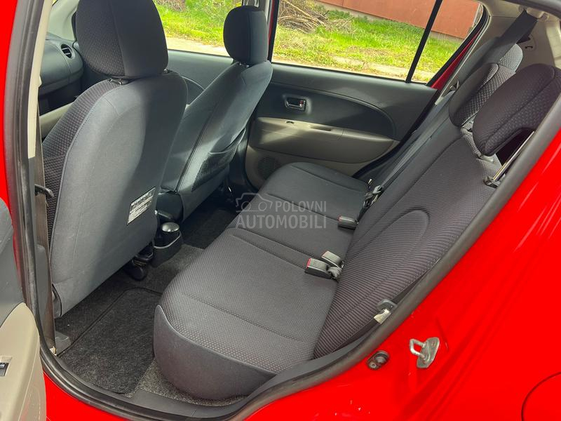 Daihatsu Sirion iz CH