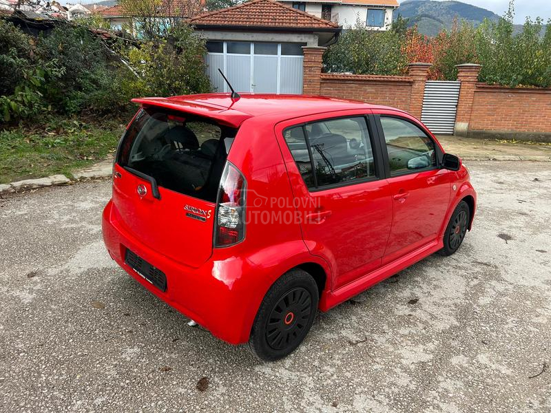 Daihatsu Sirion iz CH