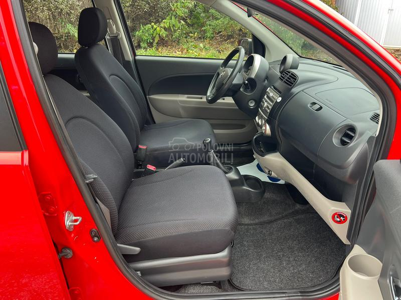 Daihatsu Sirion iz CH