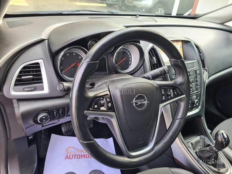 Opel Astra J 1.7 CDTI COSMO