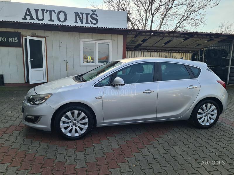 Opel Astra J 1.7 CDTI COSMO
